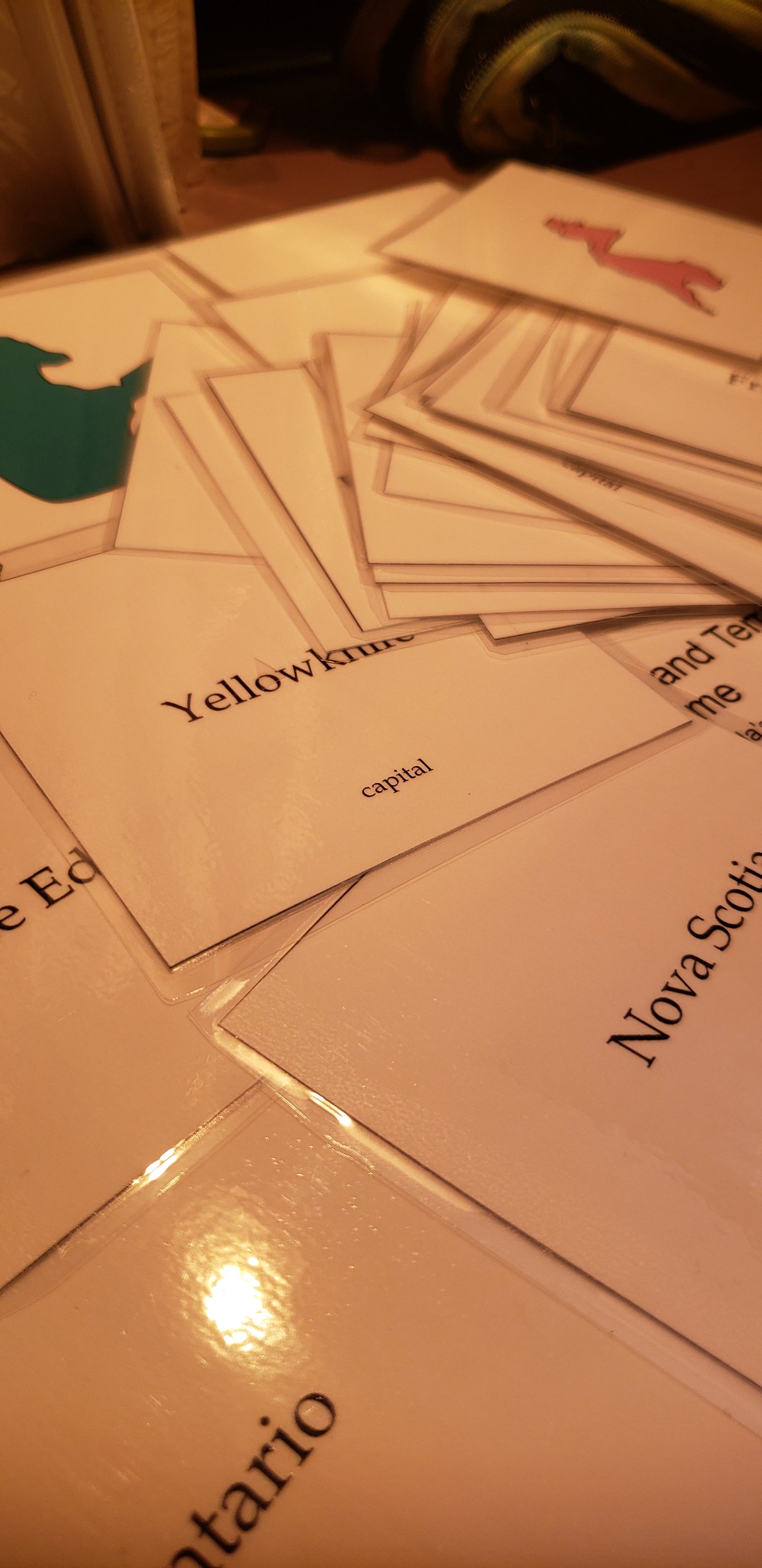 Canada Map Provinces and Territories Card Game Set